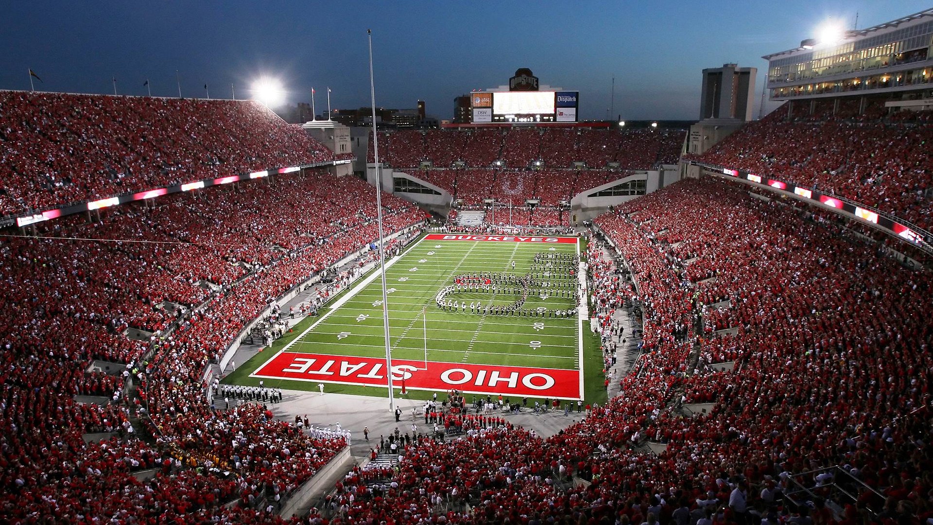 中国足球职业联赛逐步引入俱乐部绩效评级模型，我国足球联赛等级